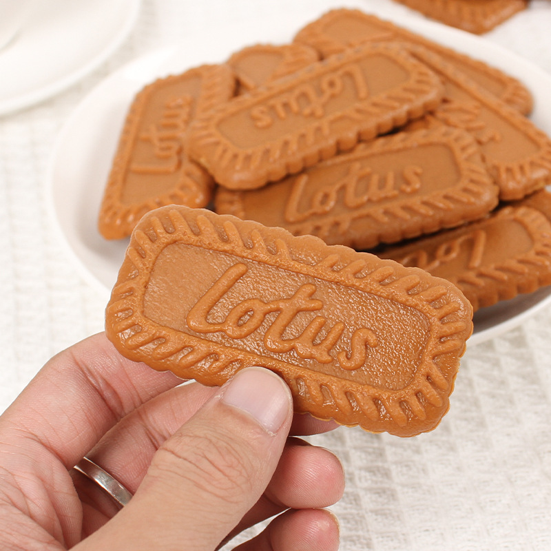 Simulation Cookies Fake Cake A - Party Games Graduation recension och pris