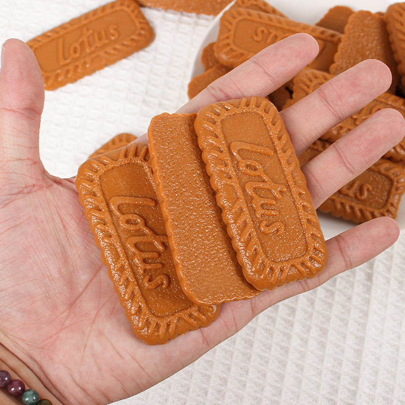 Simulation Cookies Fake Cake A - Party Games Graduation recension och pris